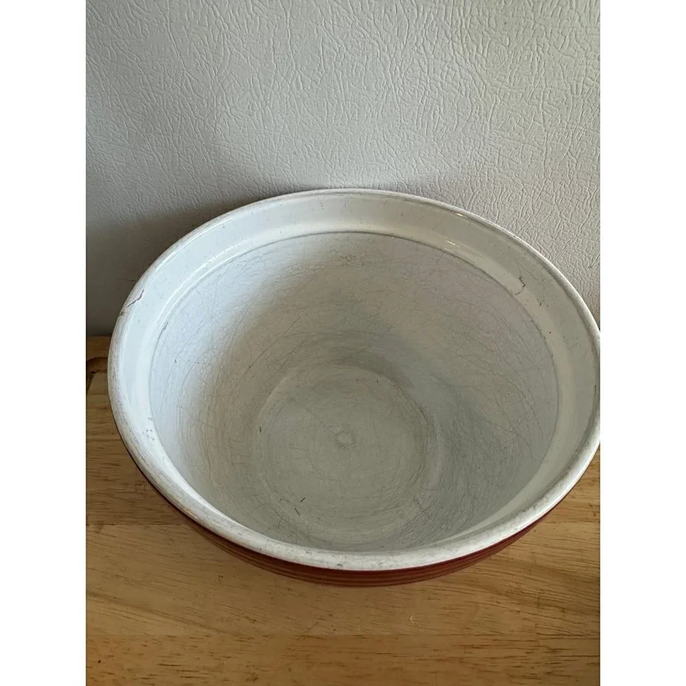 Crofton 2.43 qt Red Bowl